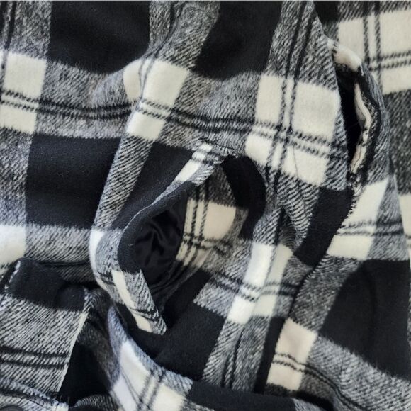 Members mark plaid shacket new with tags - Picture 2 of 11